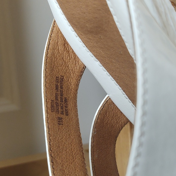 Söfft🤍patent leather wedge sandal, 11 NARROW 🆕 - Picture 8 of 11